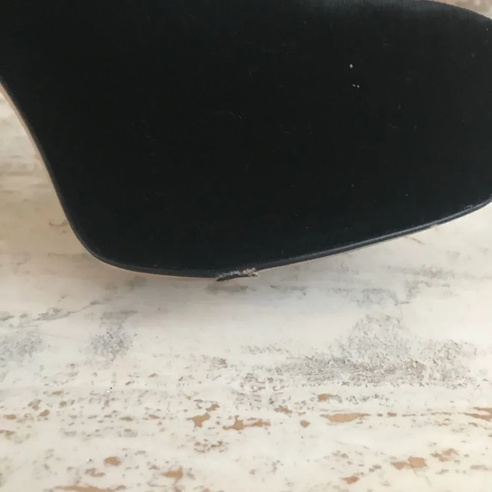 Brian Atwood Metal stiletto pumps size 38